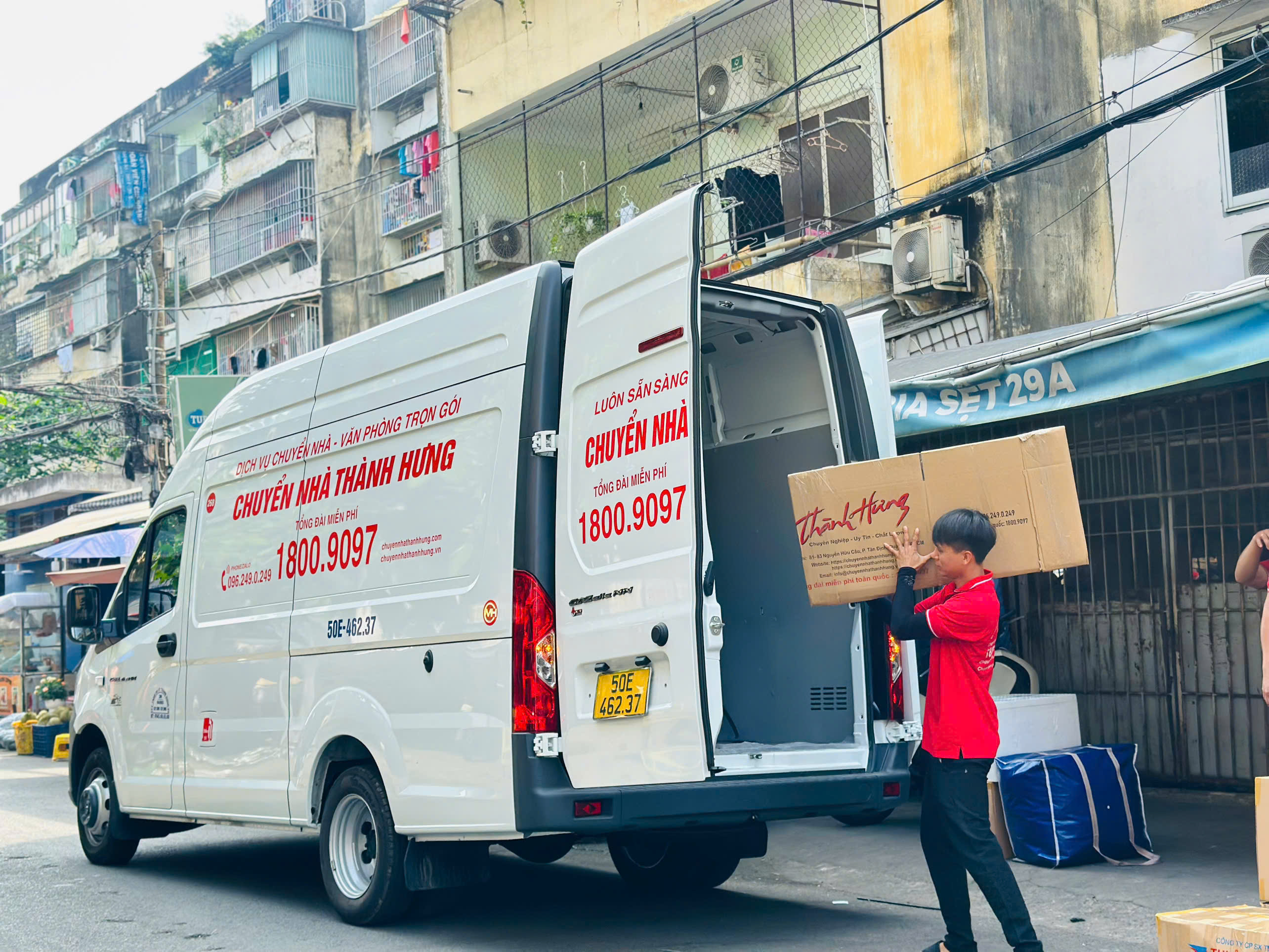 taxi tải thành hưng